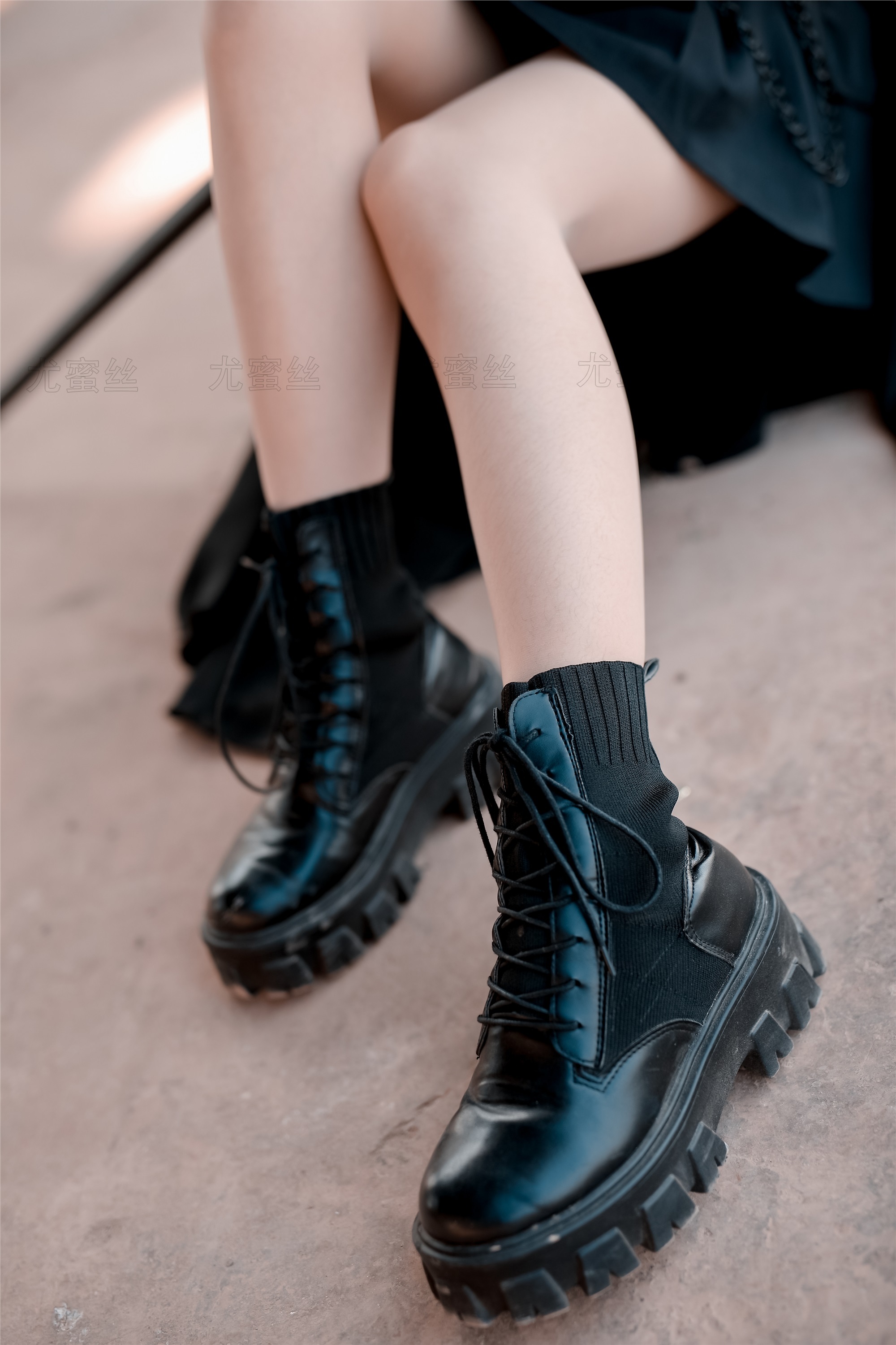 尤蜜丝 穿搭写真 NO.025